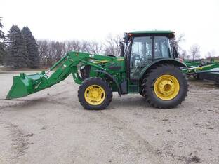 2014 John Deere 5115M