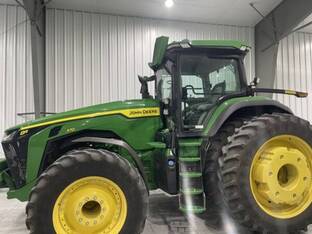 2020 John Deere 8R 370