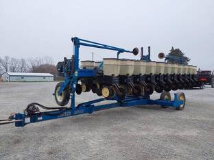 Kinze 2600
