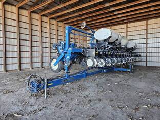 2014 Kinze 3600ASD