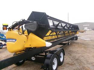 2013 New Holland 740CF-30