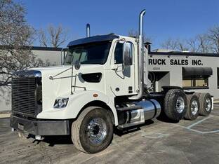 2019 Freightliner 122SD
