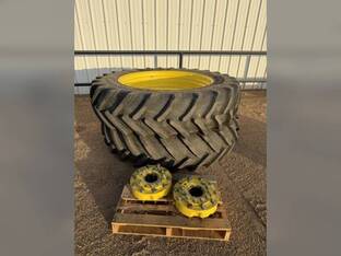 John Deere 480/80R50