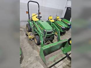 2006 John Deere 2305