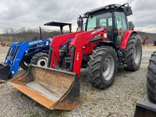 2017 Massey-Ferguson 5712SL DYNA-4