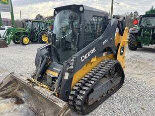 2023 John Deere 317G