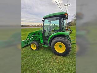 2018 John Deere 3046R