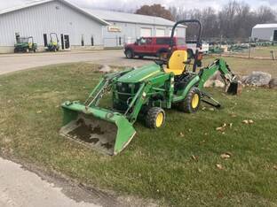 2015 John Deere 1025R