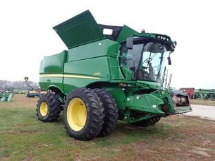 John Deere S680