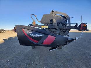 2019 MacDon Industries FD145