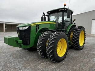 2018 John Deere 8270R