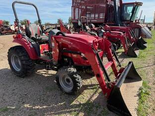 2023 Mahindra 1635 HST