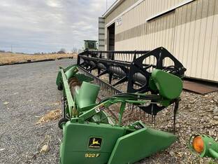 2000 John Deere 922F