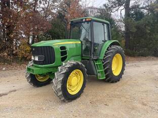 2009 John Deere 7130