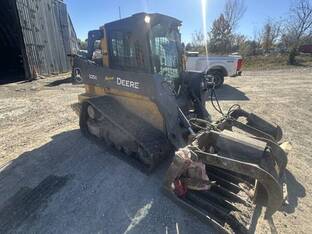 2023 John Deere 325G