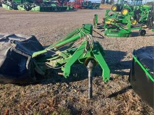 2008 John Deere 275