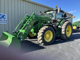 2022 John Deere 6R 155