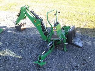 John Deere 260B