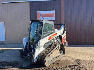 2023 Bobcat Compact Track Loaders T66