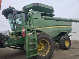 2013 John Deere S670