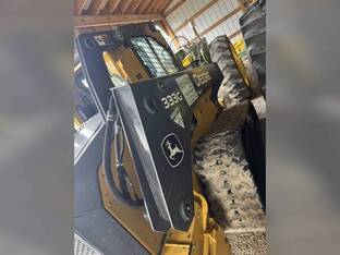 2018 John Deere 333G