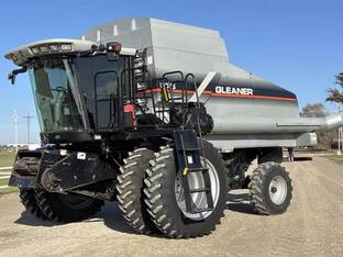 2003 Gleaner R75