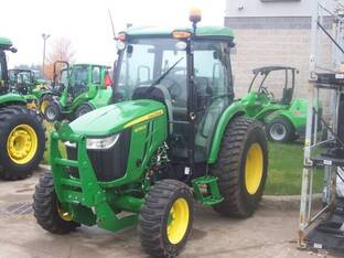 2022 John Deere 4066R
