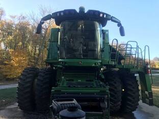 2022 John Deere S780