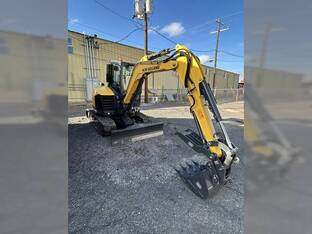 2025 New Holland E50D