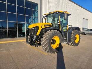 2025 JCB Fastrac 4220