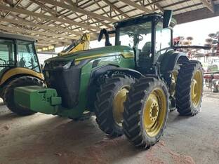2025 John Deere 8R 370