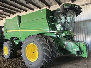 2024 John Deere S790