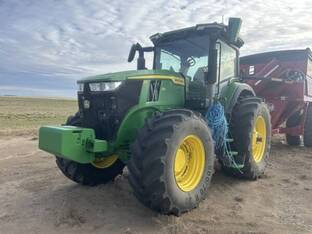 2025 John Deere 7R 270