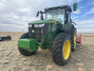 2025 John Deere 7R 270