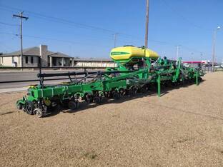 2020 John Deere 1725