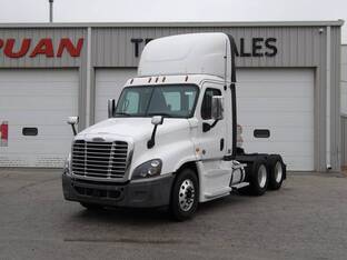 2020 Freightliner CASCADIA 125