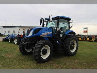 2025 New Holland T7.210