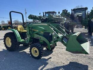 2006 John Deere 3203