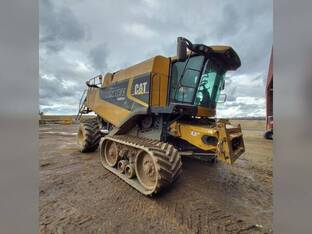 2005 Caterpillar 585R