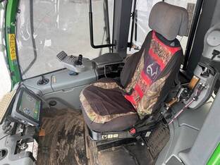 2015 John Deere 1110E