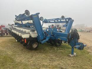 Kinze 3800