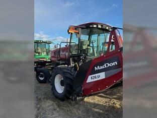 2016 MacDon Industries M205