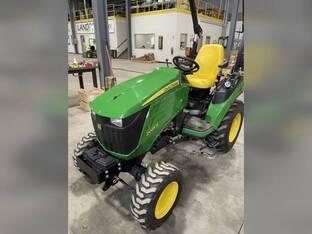 2018 John Deere 2025R