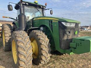 2015 John Deere 8320R