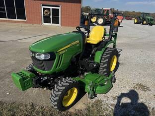 2015 John Deere 2025R