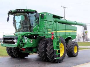 2024 John Deere S780