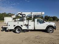 2019 Versalift VST47MHI