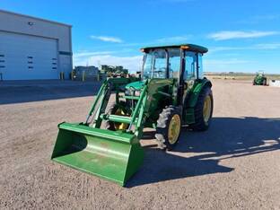 2013 John Deere 5075E
