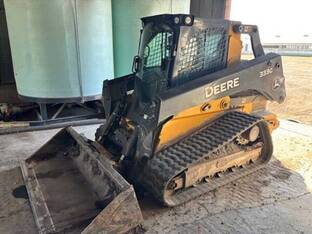 2017 John Deere 333G