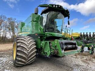 2023 John Deere S780